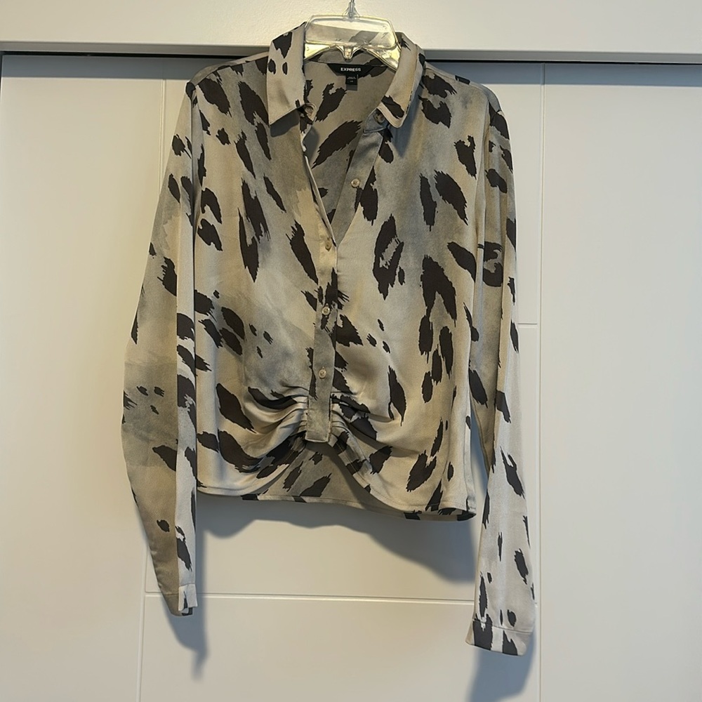 EXPRESS Animal Print Top